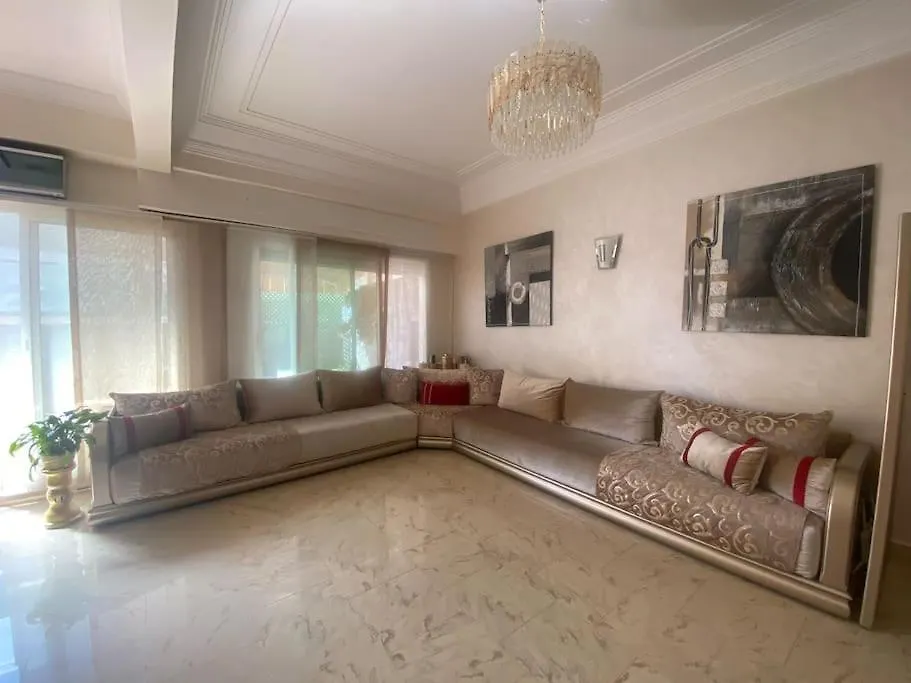 Appart Bien Equipe Avec Jardin Prive A California Casablanca